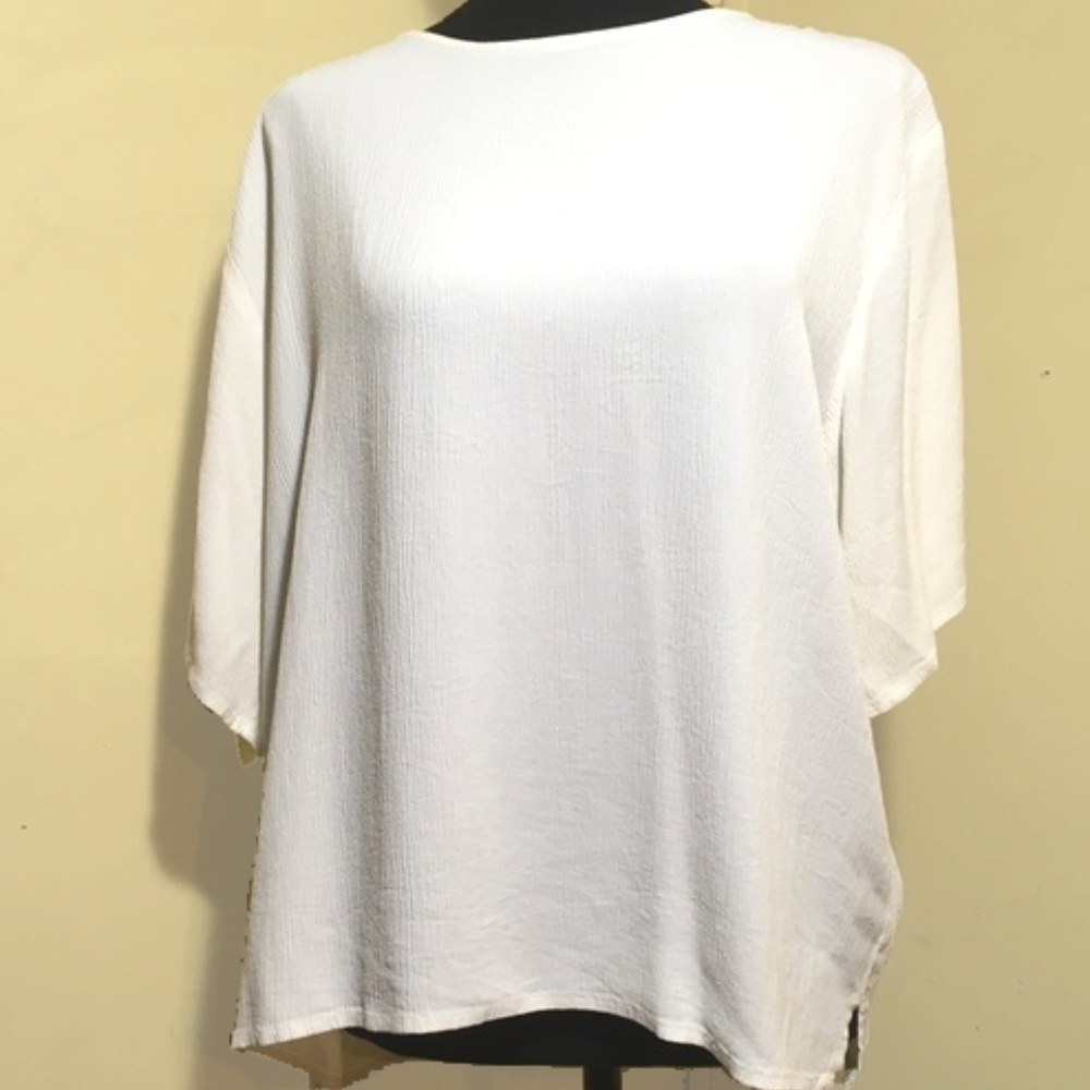 Gloria Lance white blouse